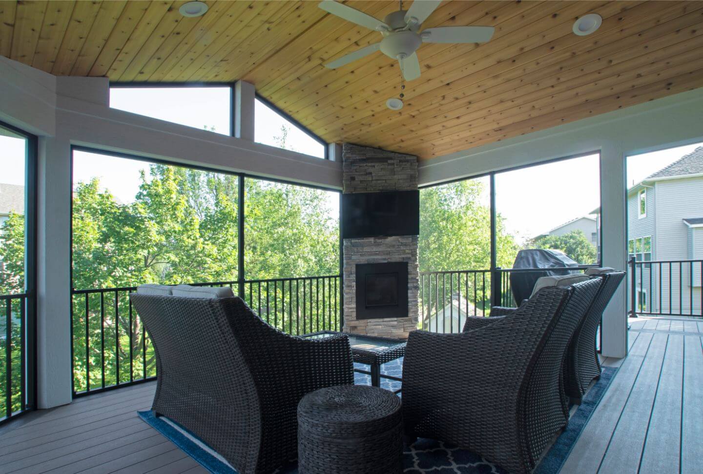 Athena Porch - PHI Decks | 612-399-6744 | www.phiminnesota.com